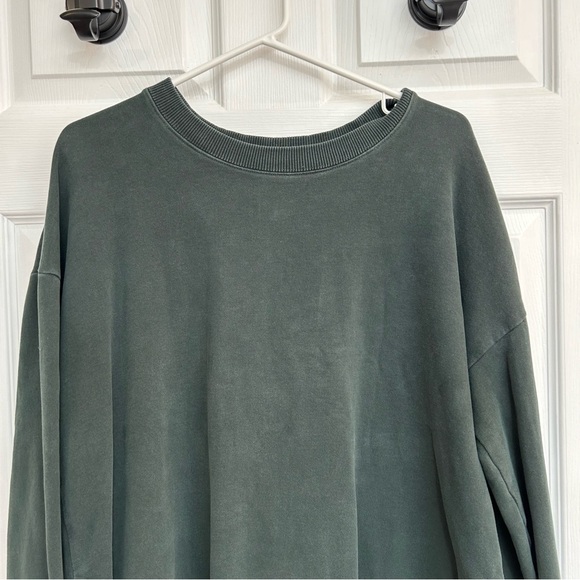 Forest Green Oversized Crewneck Sweater - Picture 5 of 11